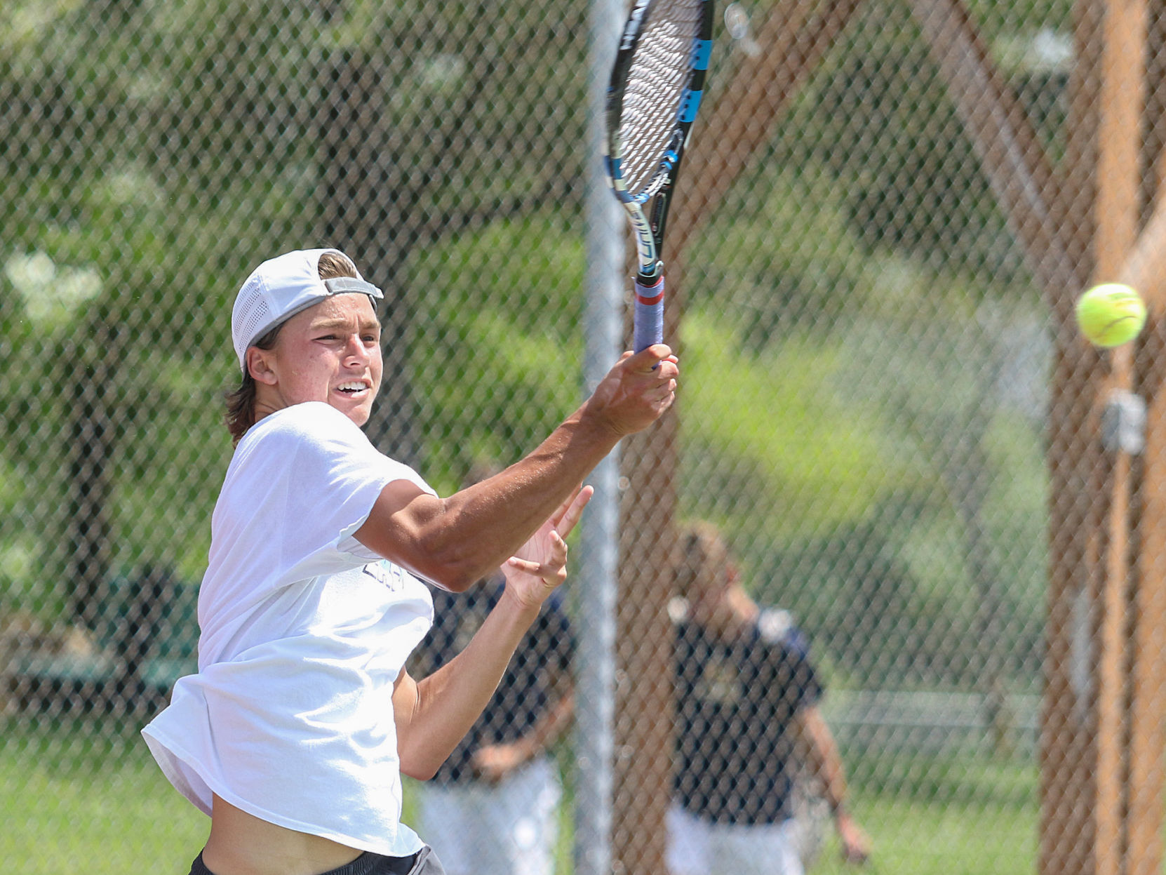 Belleville East's Max Skaer vs. Edwardsville's Zach Trimpe